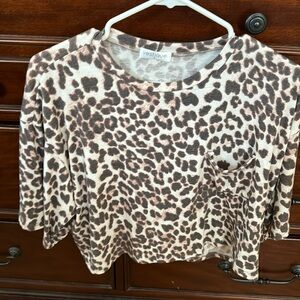 Vestique Cropped Tee